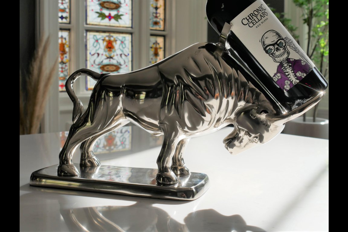 Bull Bottle Holder With Base