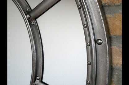 Circle Mirror