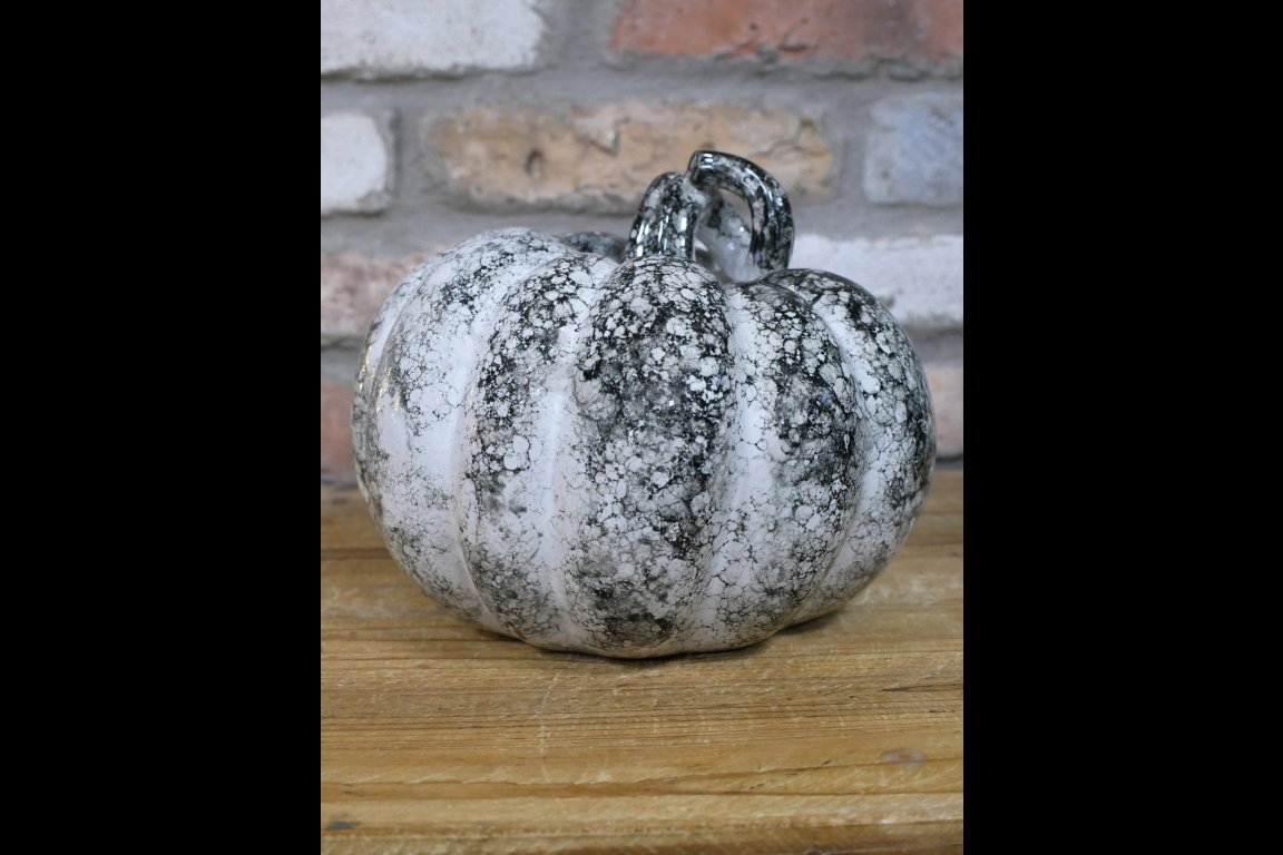 Pumpkin - Medium