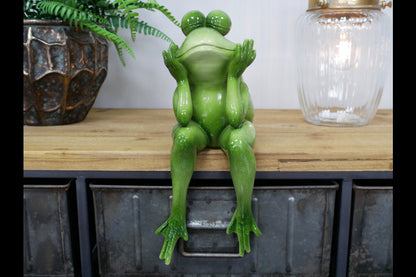 Sitting Frog