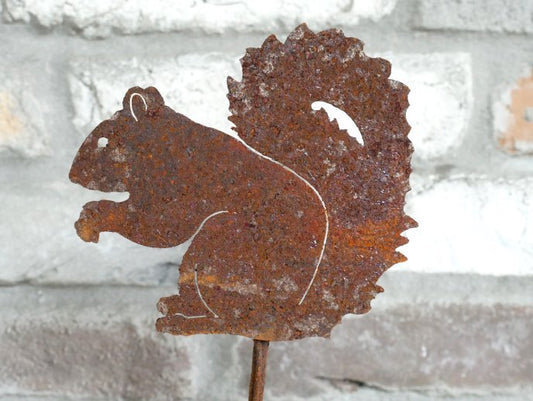 Rusty Squirrel Stake