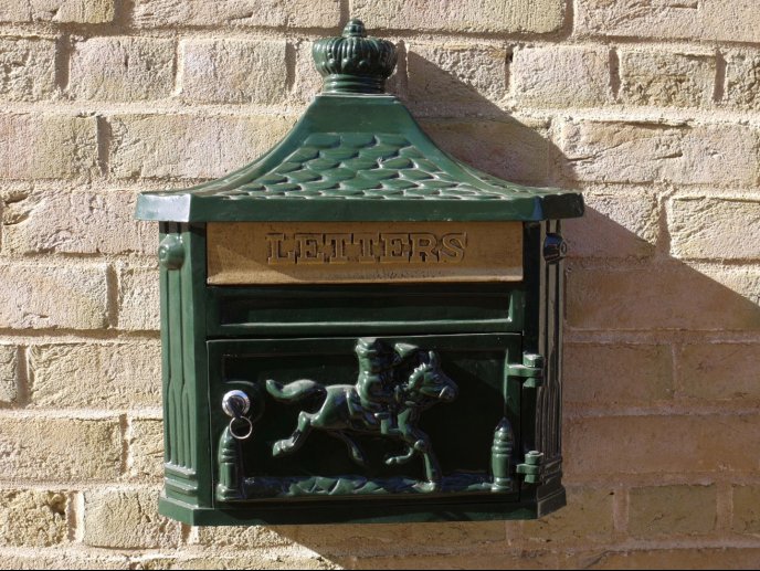 Aluminium Wall Post Box Green
