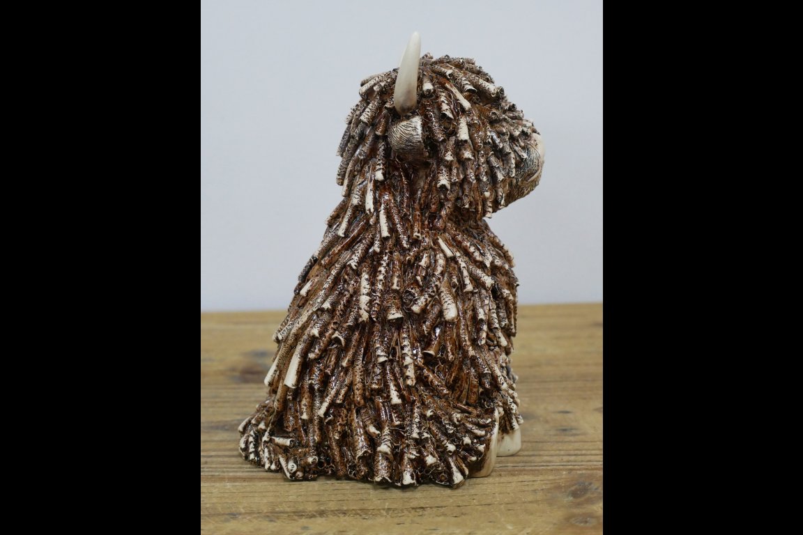 Sitting Cow - Medium