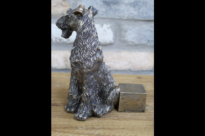 Terrier Pot Stand