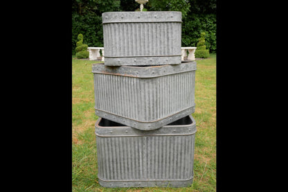 Set Of 3 Square Tubs