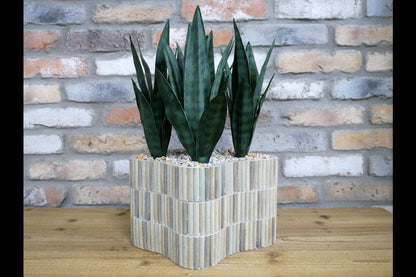 Planter & Artificial Plants