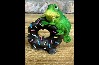 Lizard On A Doughnut