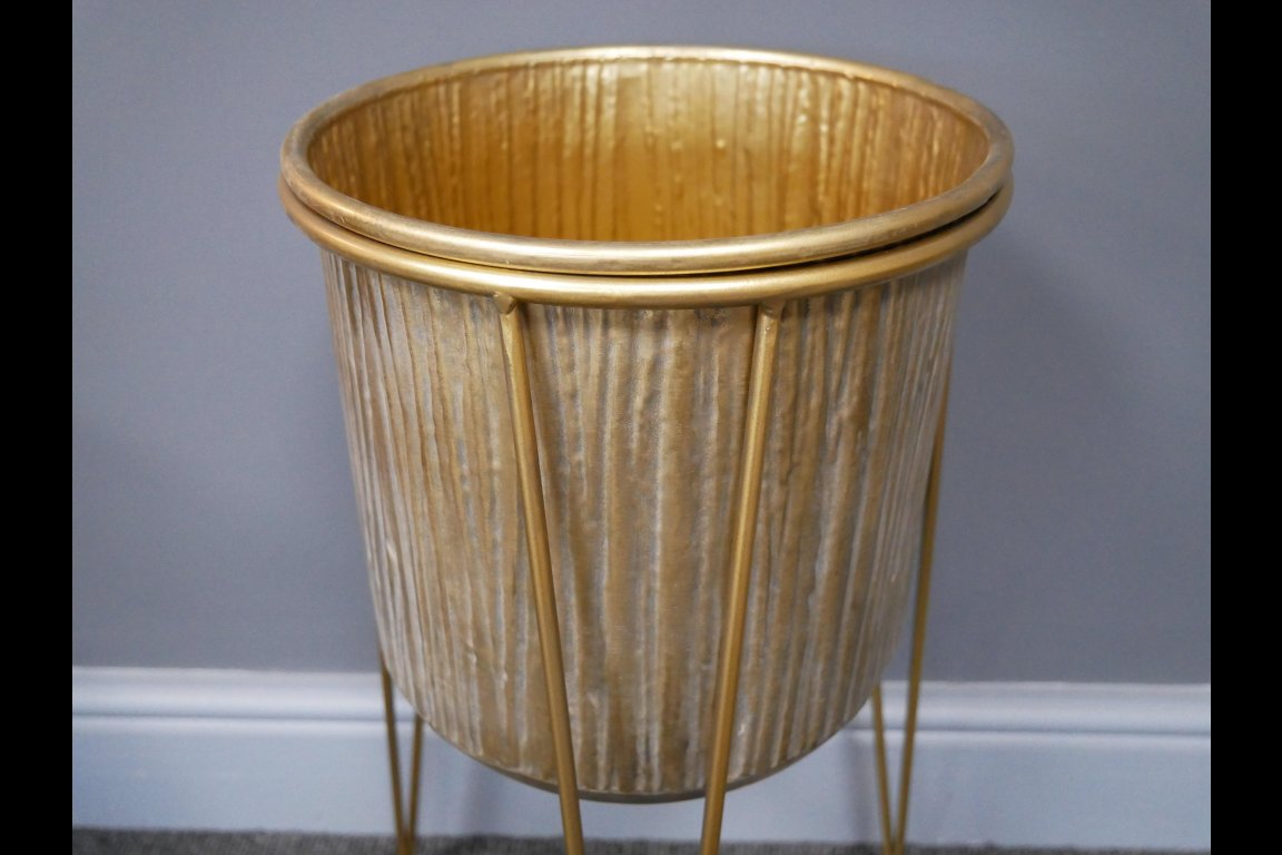 Plant Stand