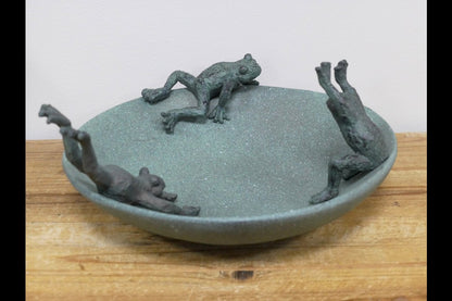 Frog Bird Feeder / Bath
