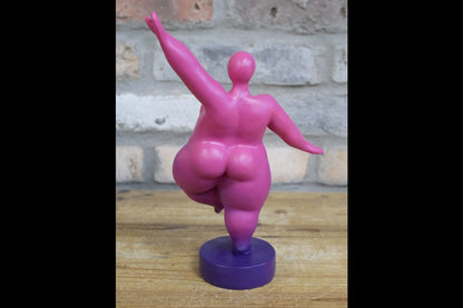 Dancing Lady