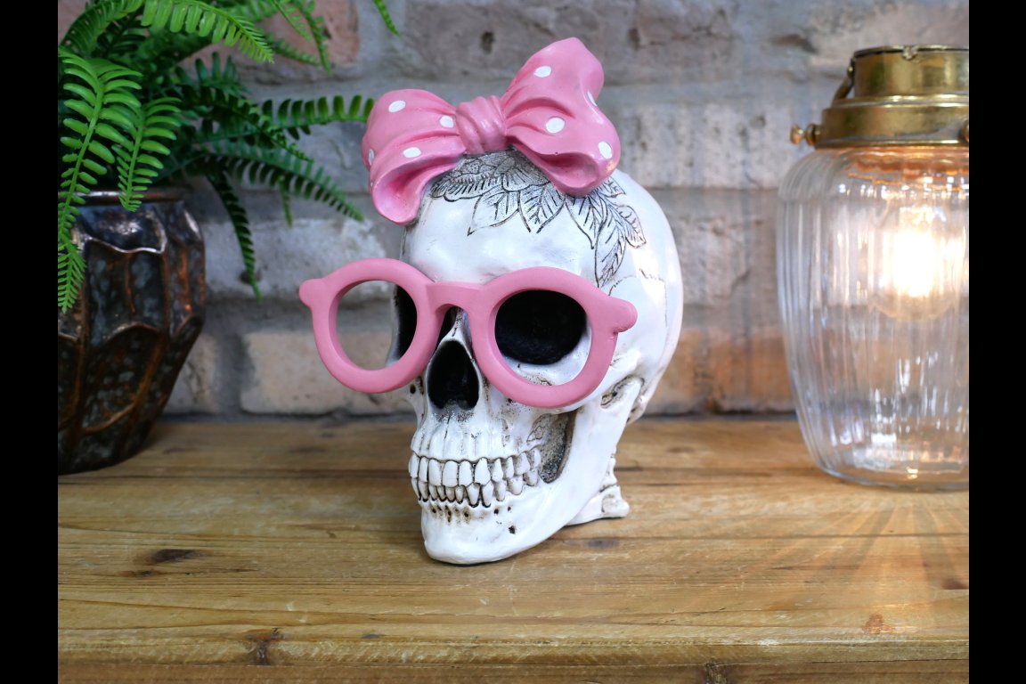 Skull With Pink Bow