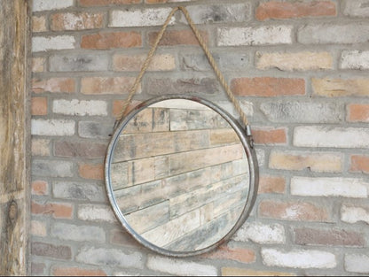 Circle Mirror