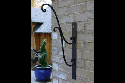 Black Bracket