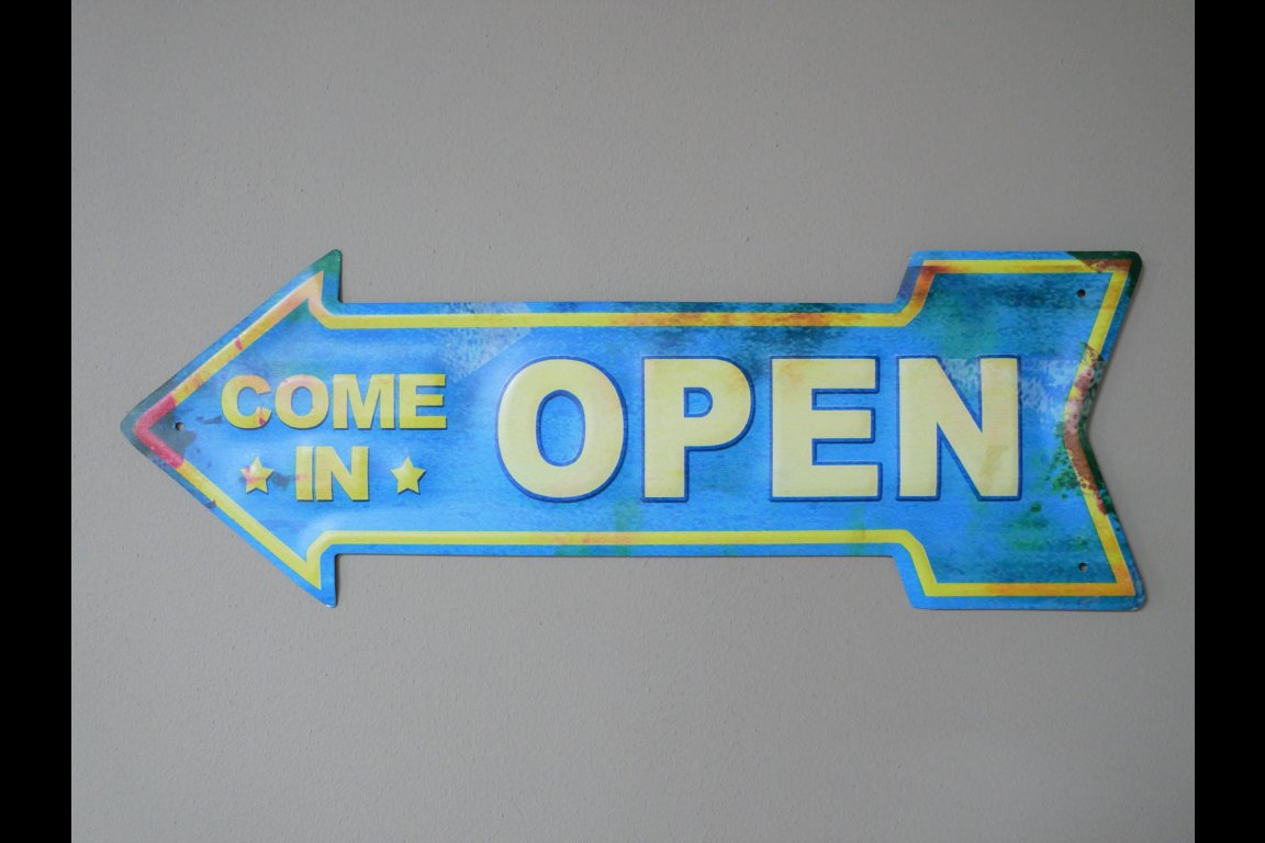 Sign (Open)