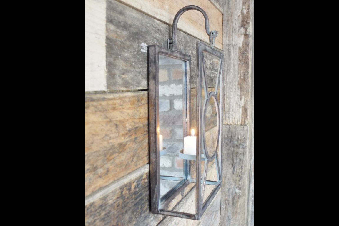 Wall Lantern