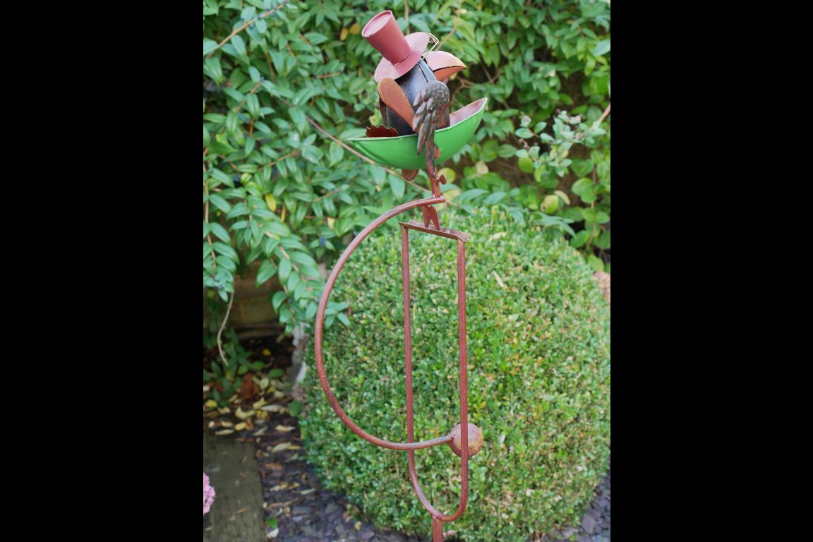 Bird In A Boat Stake