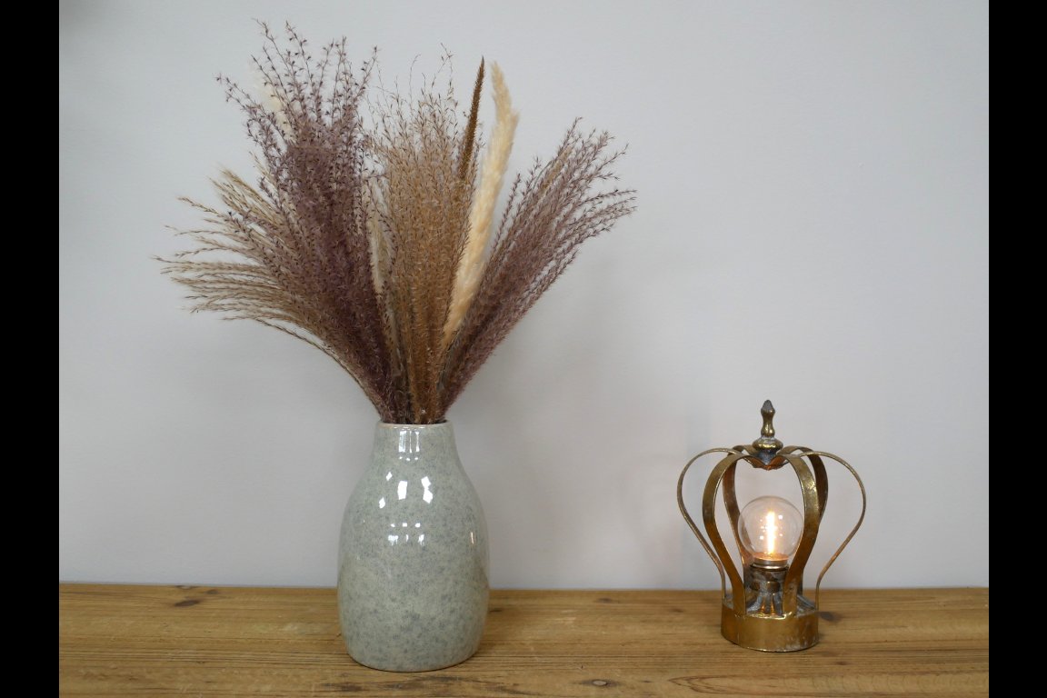 Vase / Flower Holder