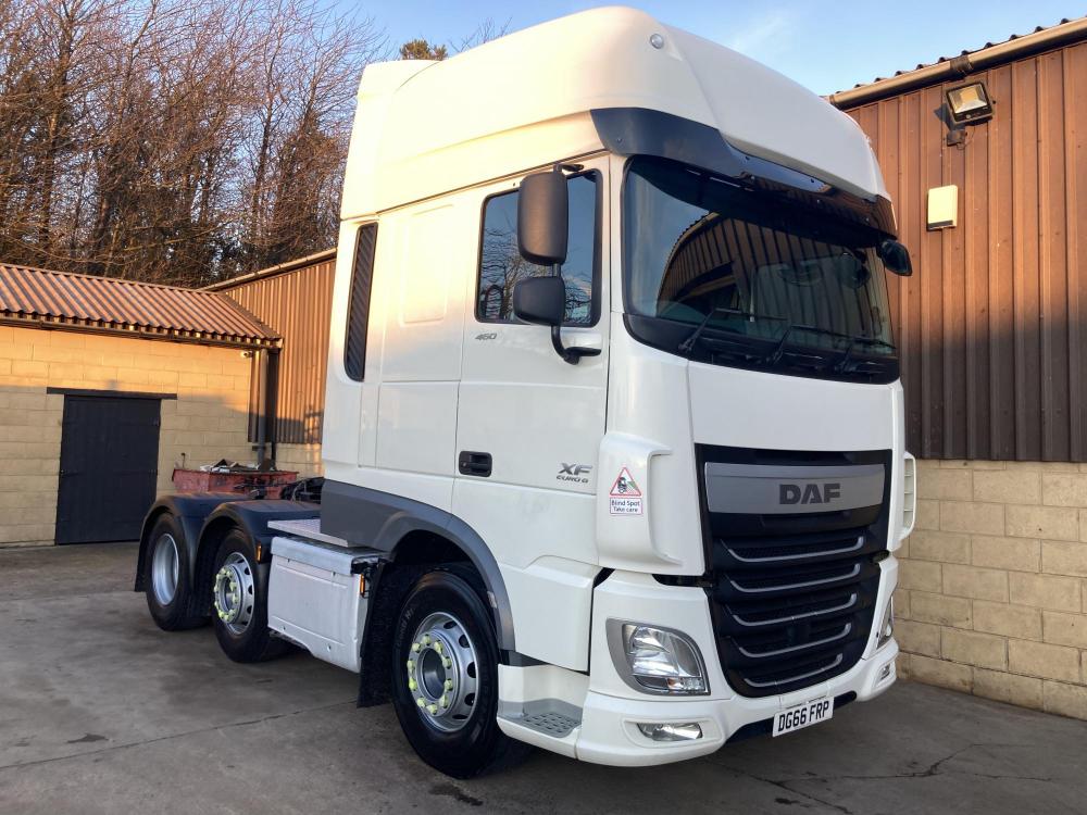 2016/66 DAF XF 106.460 6X2 TRACTOR UNIT EURO 6 Mid lift