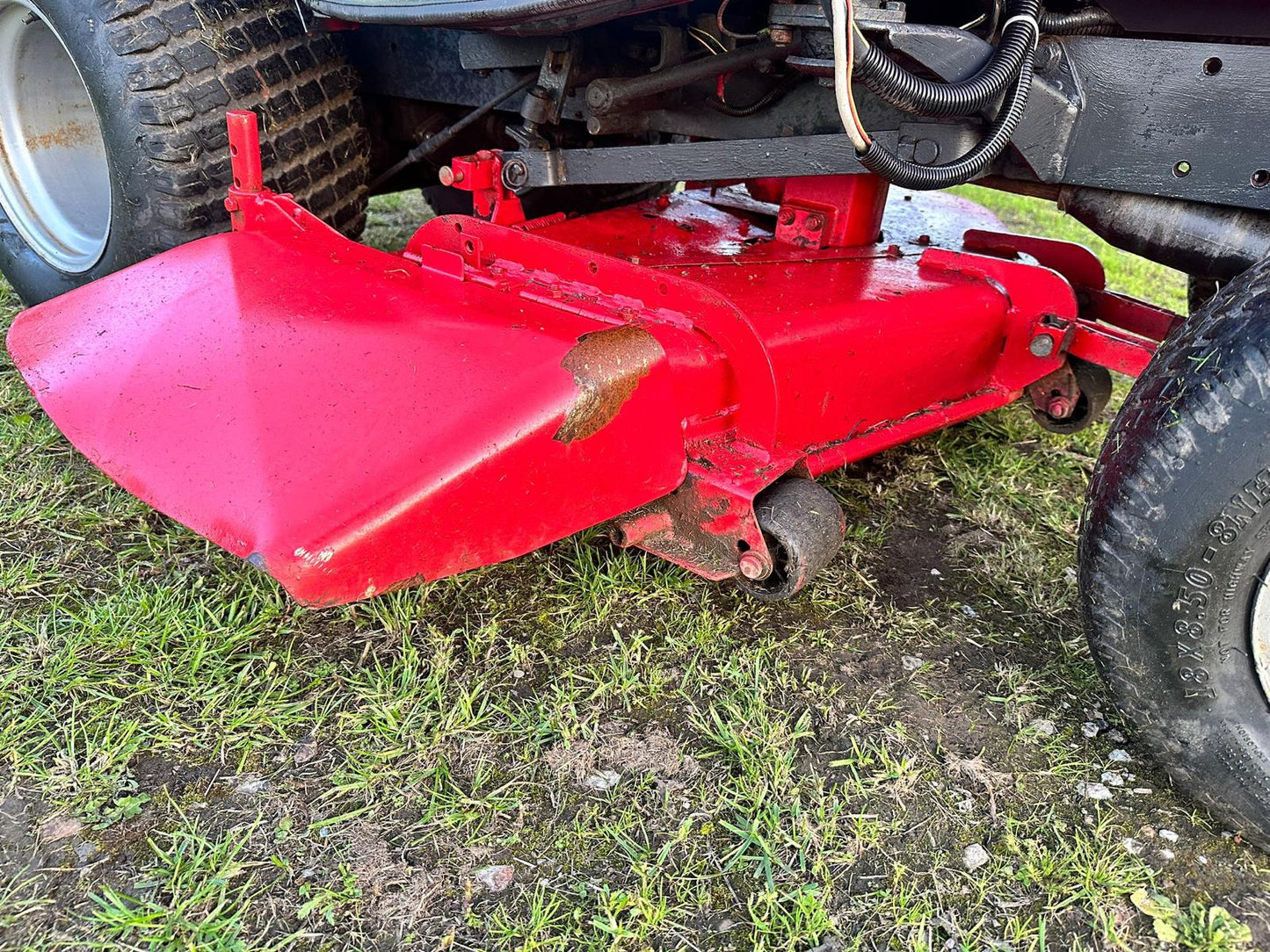 2009 MASSEY FERGUSON GC2300 23HP 4WD COMPACT TRACTOR