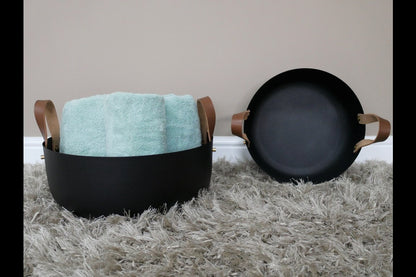Set Of 2 Bowls / Planters