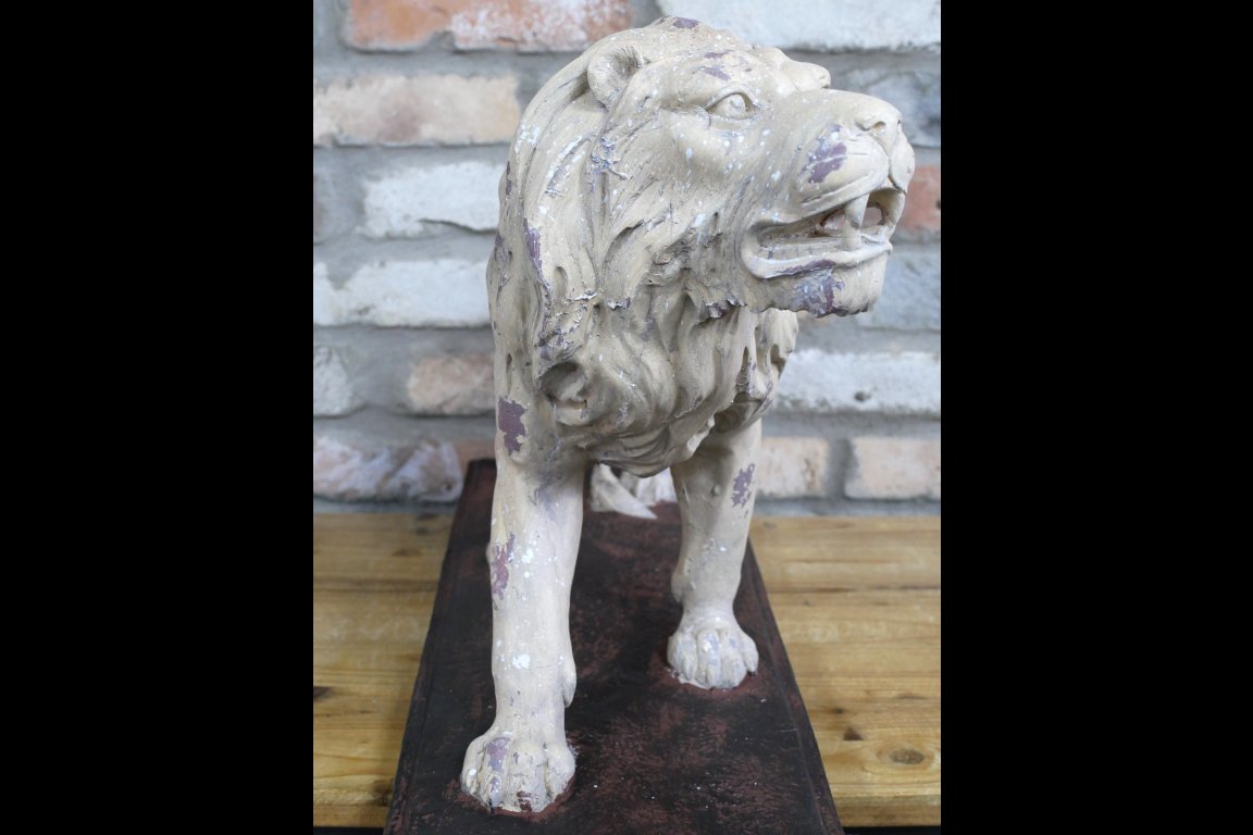 Rustic Lion