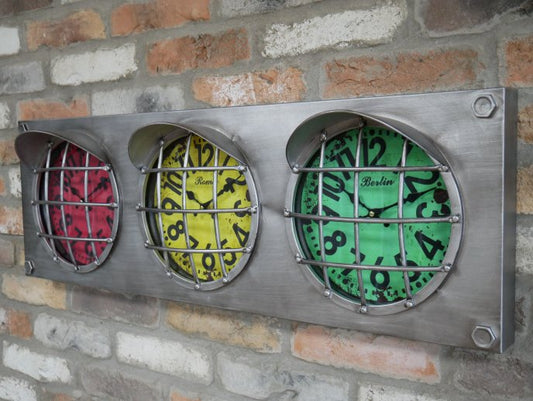 Traffic Light Clock
