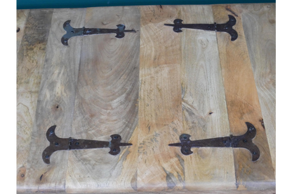 Large Trunk / Coffee Table