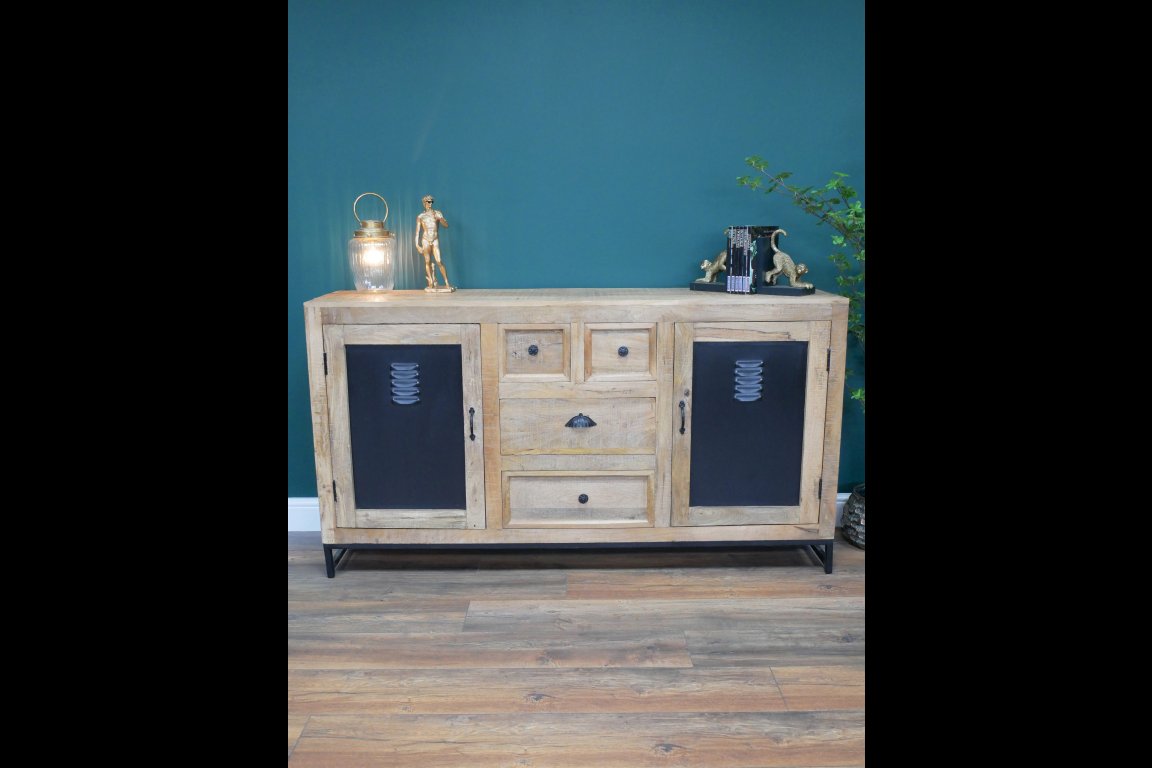 Sideboard