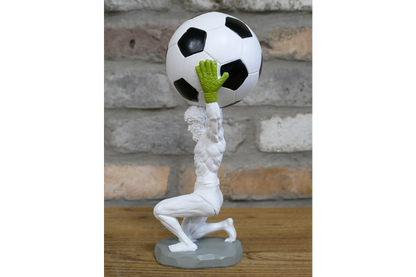 Atlas At The Pitch