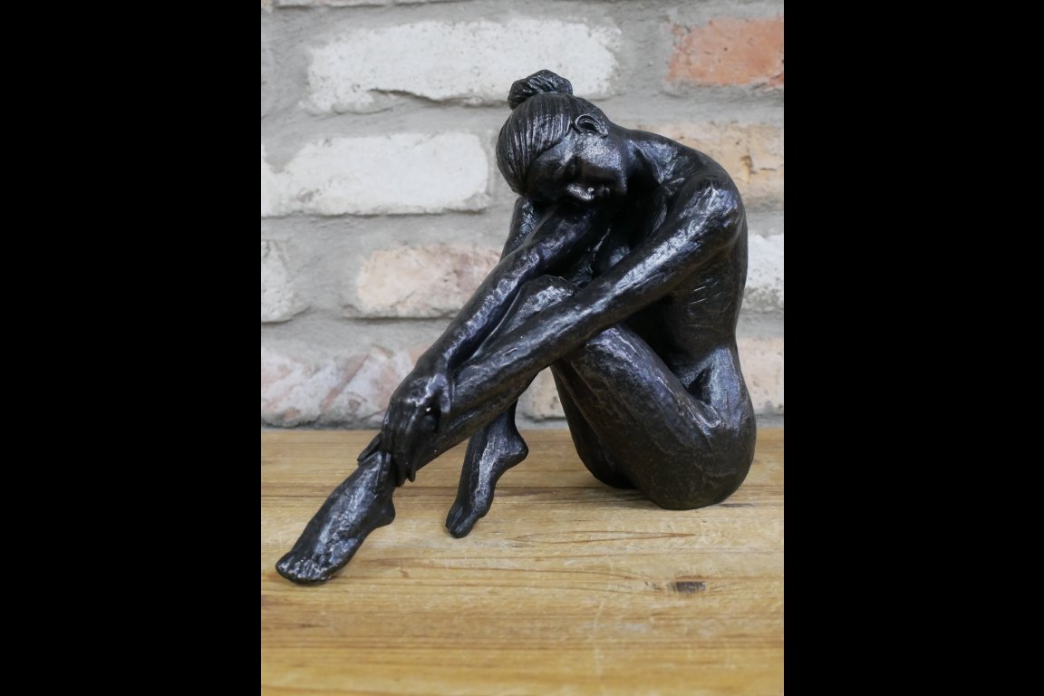 Sitting Lady