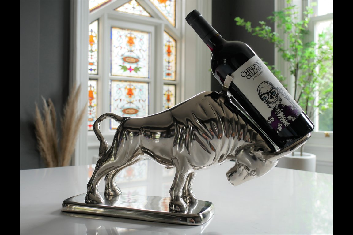 Bull Bottle Holder With Base
