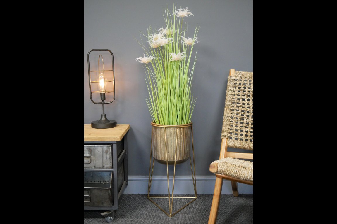 Plant Stand