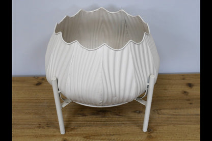 Cream Planter