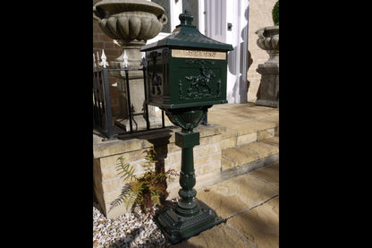 Aluminium Post Box Green