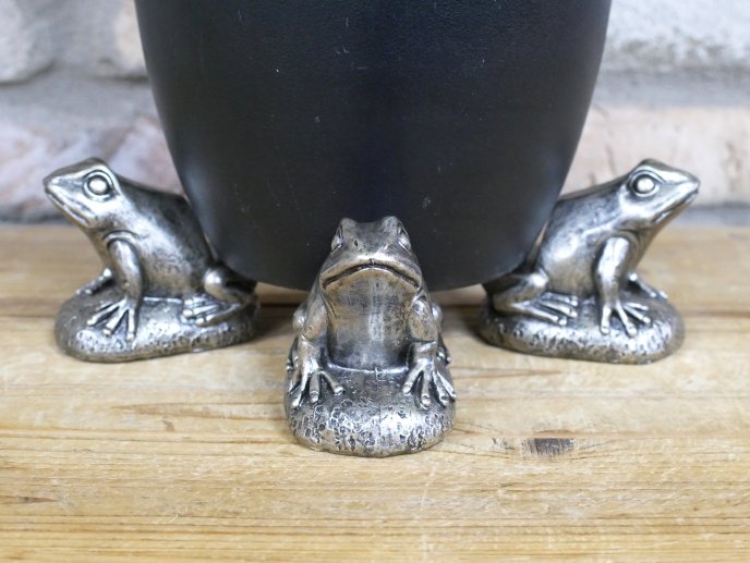 Frog Pot Stands (Set of 3)