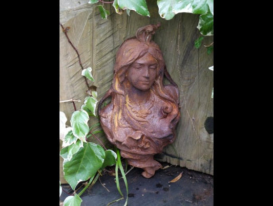Bust Wall Decoration (Rusty)