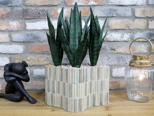 Planter & Artificial Plants