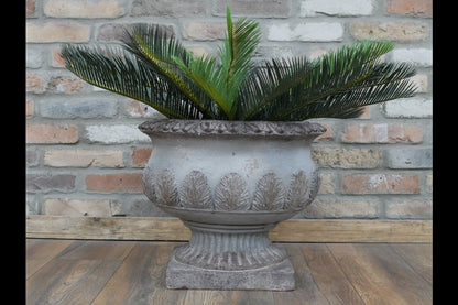 Urn