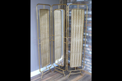 Mirrored Screen