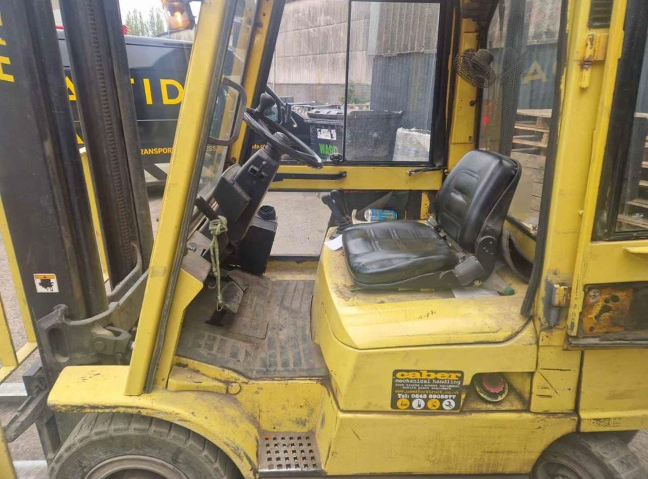 1994 HYSTER DIESEL FORKLIFT