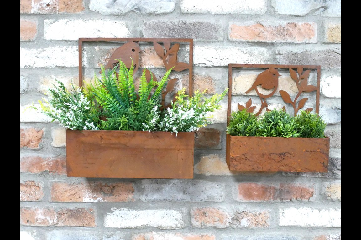 Set Of 2 Wall Planters