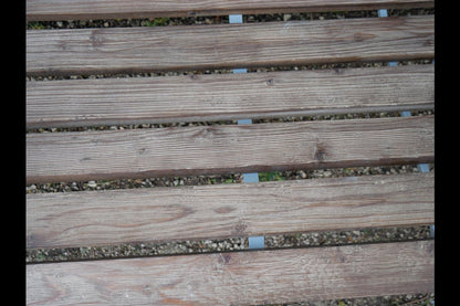 Lincoln Bench