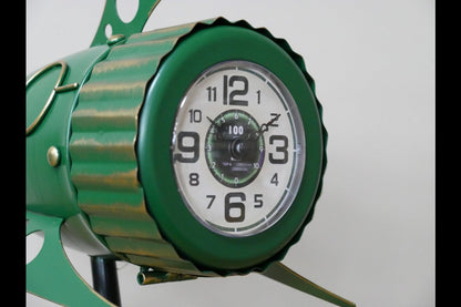 Green Spaceship Clock