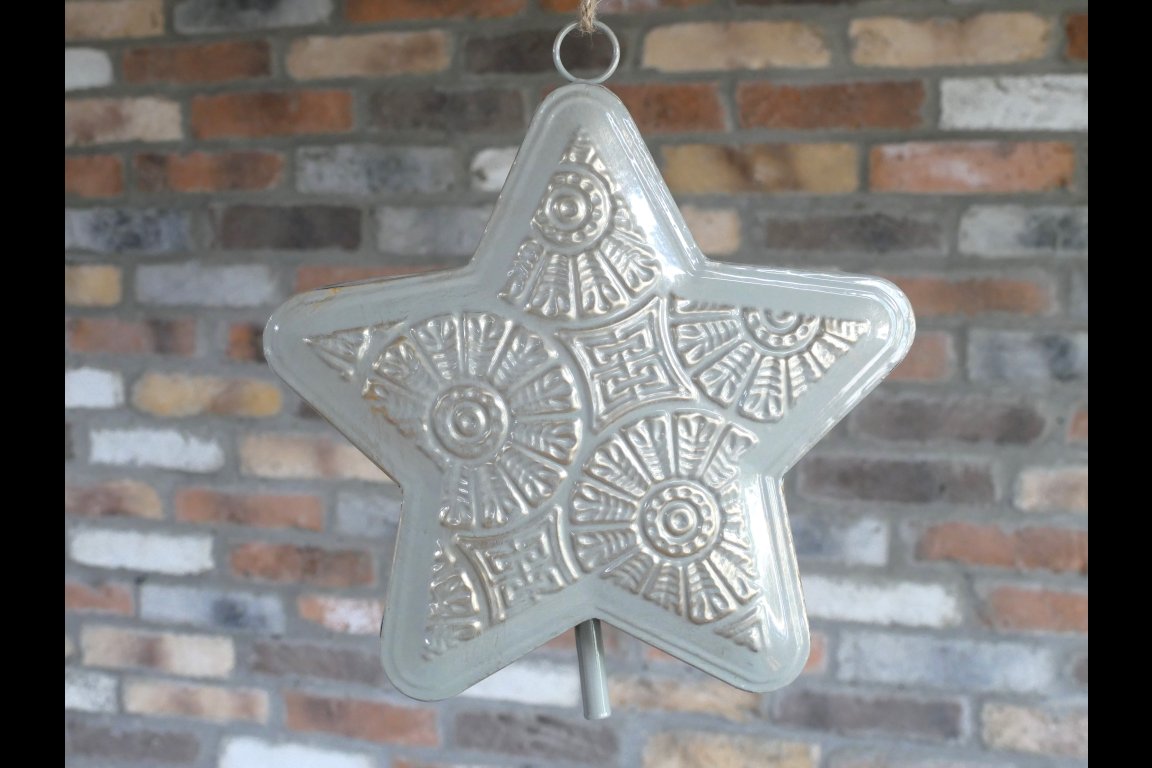 Hanging Star