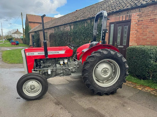 MASSEY FERGUSON 240 TRACTOR, YEAR 1981, THIS TRACTOR HAS HAD A FULL NUT & BOLT REBUILD *NO VAT*