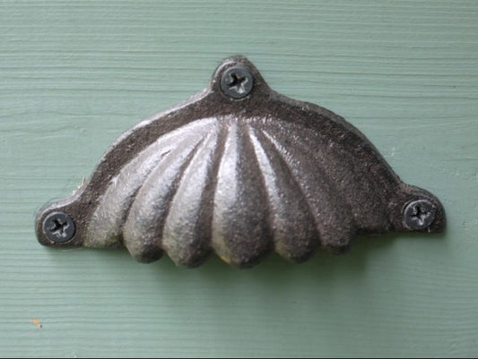 Handle