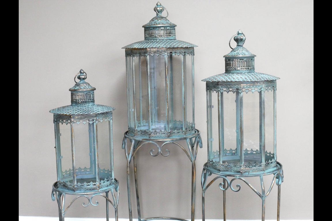 Lantern On Stand - Large