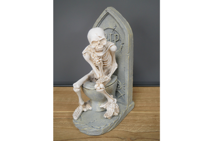 Skeleton On The Loo