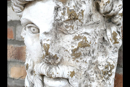 Face Wall Decoration