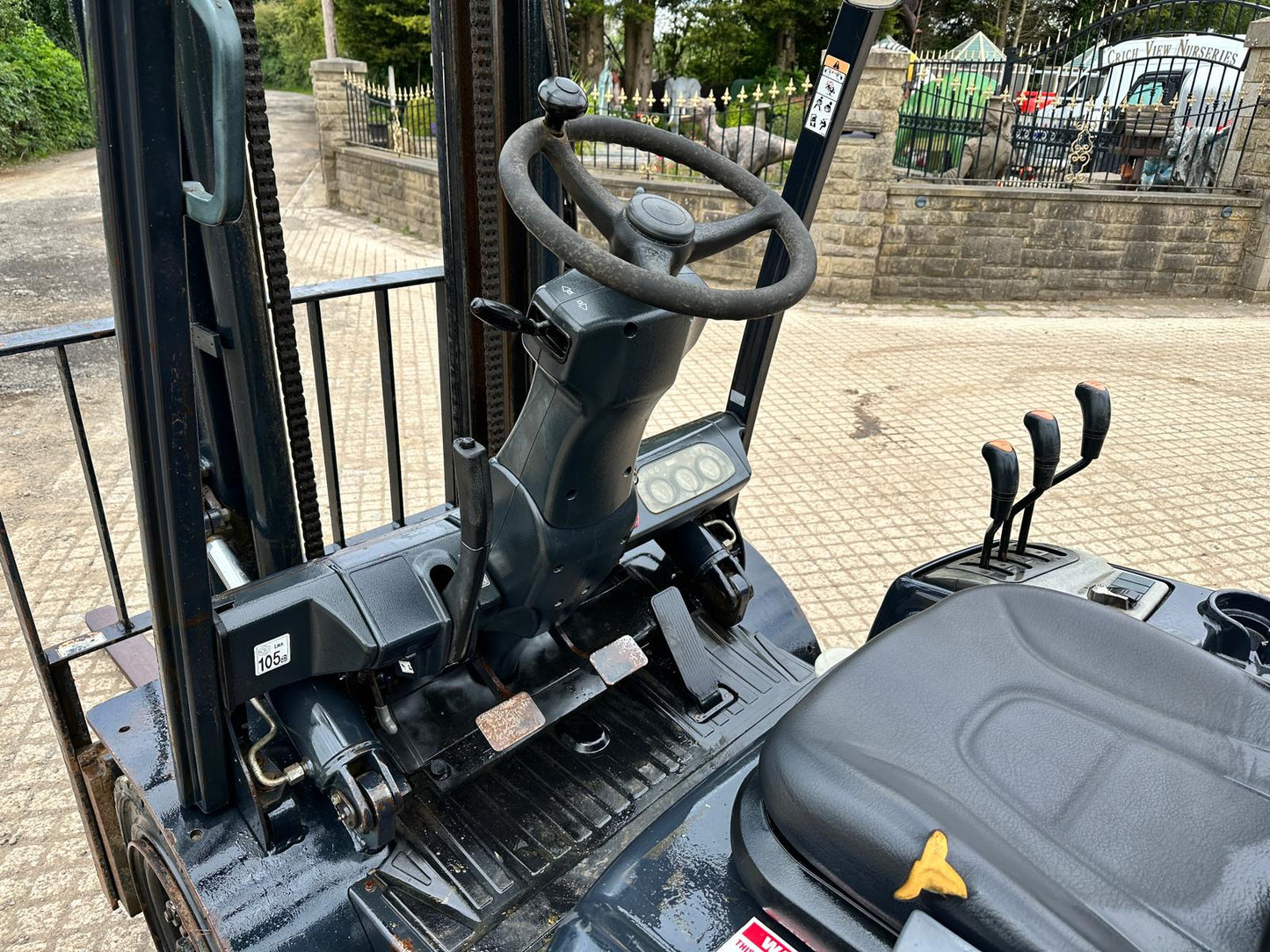 2011 DOOSAN D25S-5 2.5 TON DIESEL FORKLIFT